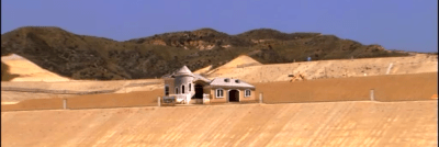 Arrested Development Home, Jason Bateman, Portia de Rossi, Will Arnett, Michael Cera, Alia Shawkat, Tony Hale, David Cross, Jeffrey Tambor, Jessica Walter, Ron Howard