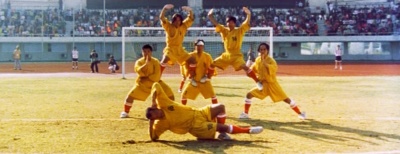 Shaolin Soccer 01 - Wong Yut Fei, Lam Chi-Sing, Tin Kai-Man, Danny Chan Kwok Kwan, Stephen Chow, Lam Chi Chung, Ng Man Tat, Vicki Zhao, Patrick Tse
