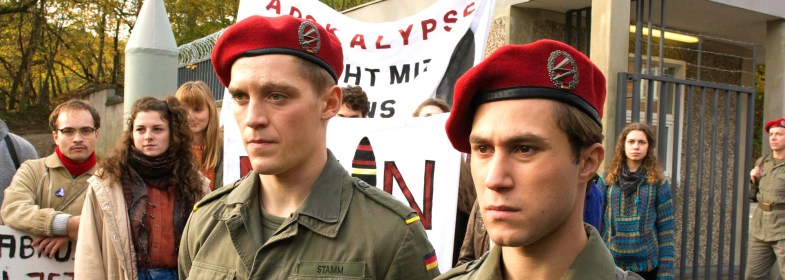 Deutschland 83 ARMY BROS, Jonas Nay, Maria Schrader, Ulrich Noethen, Sylvester Groth, Sonja Gerhardt, Ludwig Trepte, Alexander Beyer, Lisa Tomaschewsky, Carina Wiese, Jens Albinus, Nikola Kastner