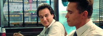 Red Heat Buddy Cop, Красная жара, Red Bull, Arnold Schwarzenegger, James Belushi, Ed O'Ross, Peter Boyle, Gina Gershon, Laurence Fishburne, Richard Bright, Brent Jennings