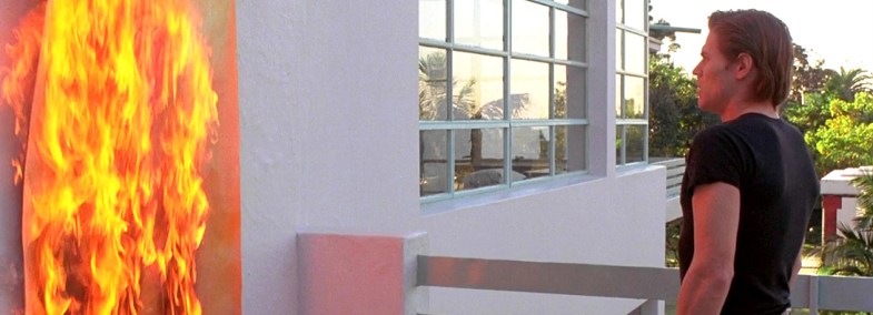 To live and Die in LA Burning Painting Fire William Friedkin, William Petersen, Willem Dafoe, John Pankow, Michael Greene, Debra Feuer, John Turturro, Darlanne Fluegel, Dean Stockwell, Robert Downey, Sr., Steve James